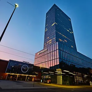 Hyperion Otel